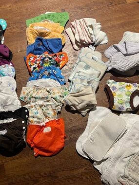 Large bundle of Apple Cheeks size 1&2, hemp liners, absorbent underwear, more